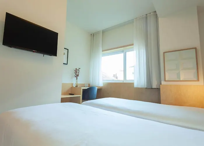 Nocleg ze śniadaniem View - 3*